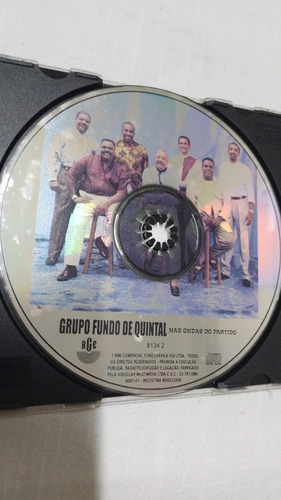 Cd Grupo Fundo De Quintal - Nas Ondas Do Partido ( 25002 ) (Usado)