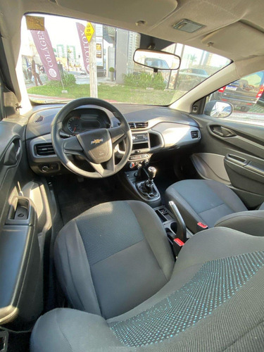 Chevrolet Onix HATCH Joy 1.0 8V Flex 5p Mec.