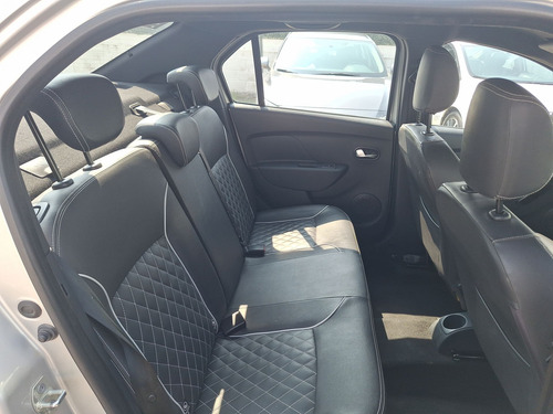 Renault Logan 4p Intens L4/1.6 Aut