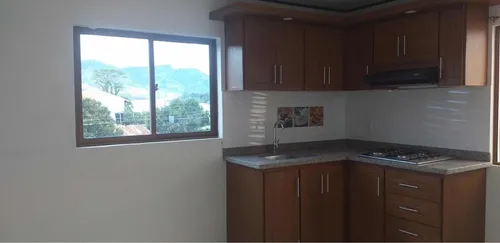 Vendo Excelente Casa Rentable Consta De 4 Apartamentos Local