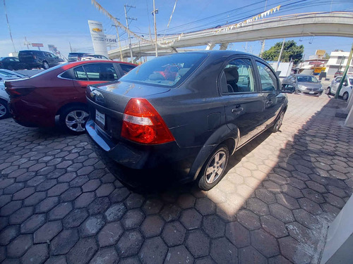 Imagen 5 de 15 de Chevrolet Aveo 2017 4p Ls L4/1.6 Man Linea Anterior
