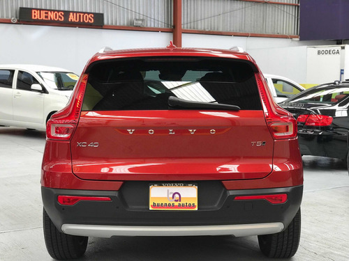 Imagen 5 de 15 de Volvo Xc40 2019 Momentum T5