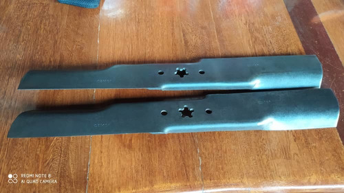 Imagen 2 de 3 de Cuchillas 20pulgada Tractores Cort Grama Made In Usa 25 .&.v