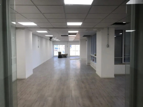Oficina Recién Remodelada, Planta Abierta, El Golf