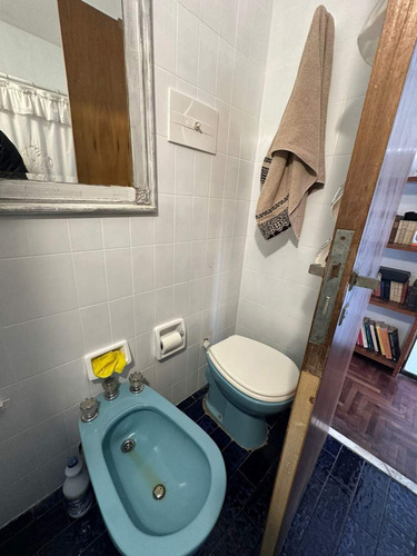Se Vende Excelente Piso Completo De Cuatro Dormitorios!!!!