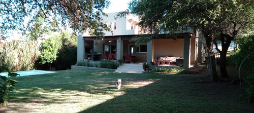 Casa En Alquiler  En La Rufina Desde Julio 2024