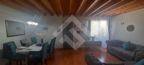 Imagen 6 de 27 de Casa En Venta De 5 Dorm. En La Florida