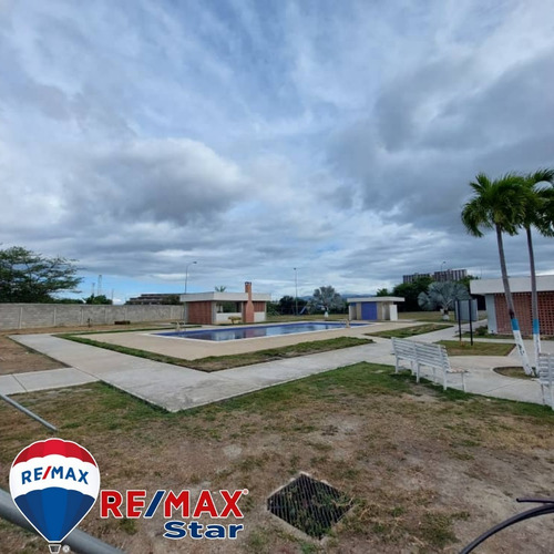 Imagen 10 de 10 de En Venta Bello Apartamento Equipado Residencia Altavista Casa Club Zona Oeste