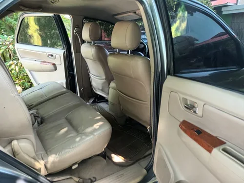Toyota Fortuner 3.0 Sr5