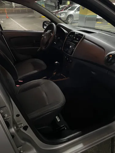 Renault Logan 1.6 Expression