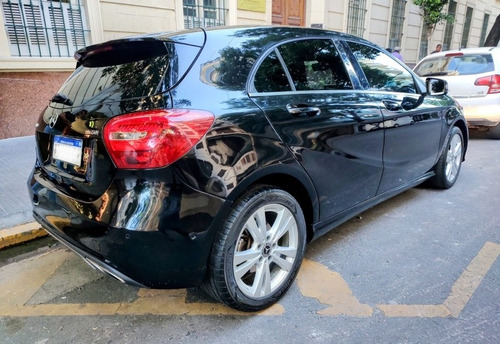 Imagen 16 de 24 de Mercedes Clase A 2018 A200 A250 2017 2019 B200 C200 Cla Gla