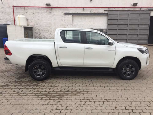 Toyota Hilux D/c Srv