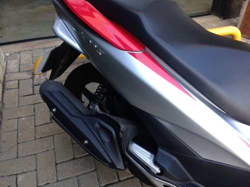 Imagem 8 de 15 de Honda Pcx 150 Sport 2018