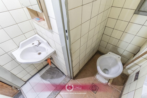Local · 98m² · Oportunidad Inversión Apto Todo Rubro A Metros Avenida Entre Ríos