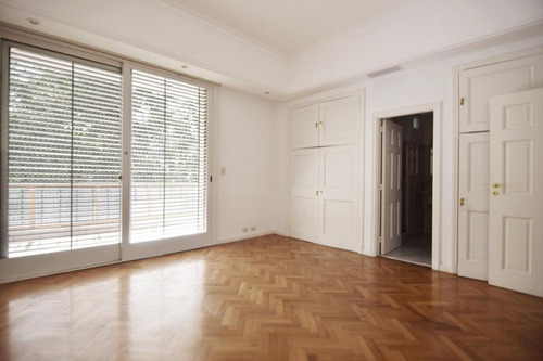 Edificio De 4 Pisos - Venta En Block - Ideal Embajada - Máxima Categoría En Belgrano R