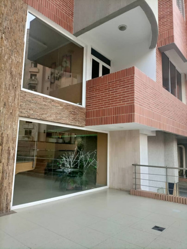 Samir Trosel Vende Apartamento Zona Exclusiva De Trigaleña Residencias Navona Valencia Carabobo