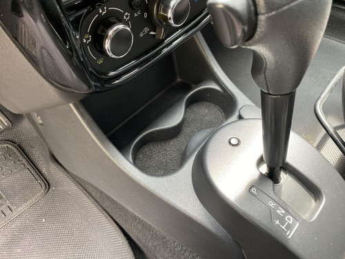Renault Sandero 1.6 Dynamique Automatico