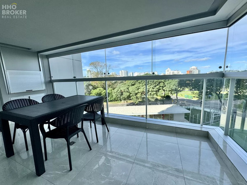 Departamento En Venta. Punta Del Este. Playa Mansa.
