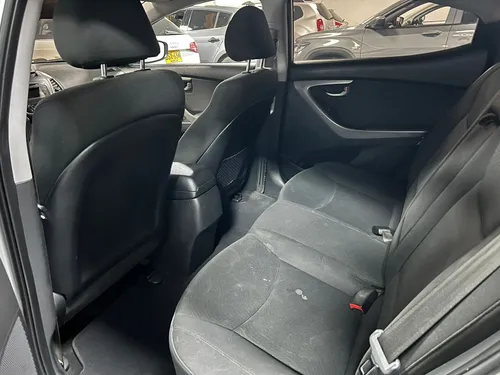 Hyundai Elantra I35 Mt 4x2 1.6