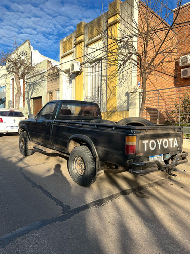 Toyota Hilux 2.4 S/cab 4x2 D