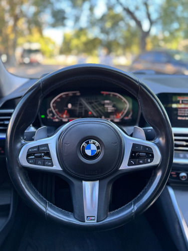 BMW Serie 3 3.0 330i Sedan Sport Line Shadow