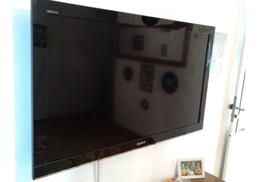 Imagem 2 de 8 de Tv Lcd 42 Polegadas + Geladeira Eletrolux 460 Litros