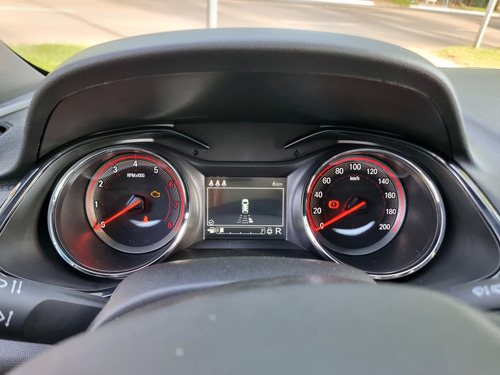 Chevrolet Onix RS 1.0T MT