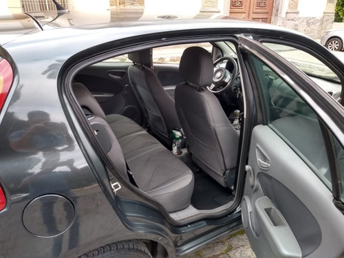 Fiat Pálio Attractiv 1.0