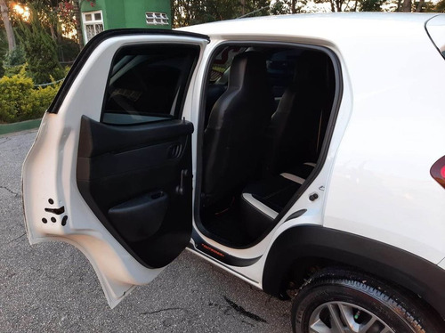 Imagem 13 de 15 de Kwid Intense 1.0 Flex 12v 5p Mec.