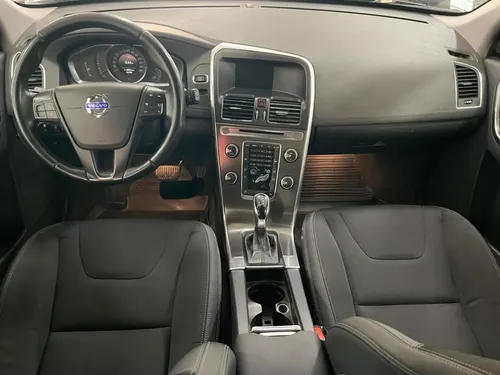 Volvo XC60 2.0 T5