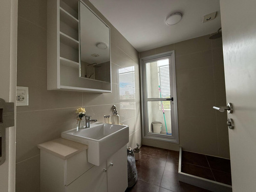 Alquiler Apartamento Un Dormitorio Amueblado En Malvín - E-tower Sky 704 - Campiglia (ref: Cpc-436)