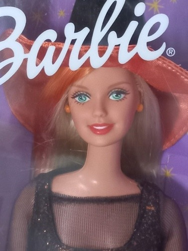 Barbie Enchanted Halloween Special Edition 2000 Bruxa