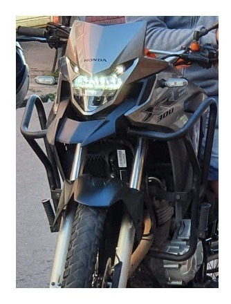 Protetor Carenagem Xre300 Xre 300 Xre 300 Farol Milha Led U7