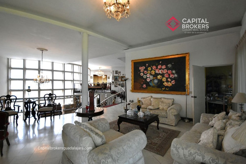 Casa De Lujo En Venta En Colonia Ideal Para Desarrollar Torre De Departamentos