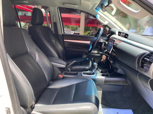 Imagem 10 de 14 de Hilux Cd 2.7 4x2 2018 Star Veiculos