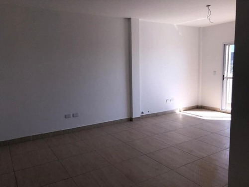 Imagen 2 de 10 de Departamento 2 Amb Con Cochera Y Balcon