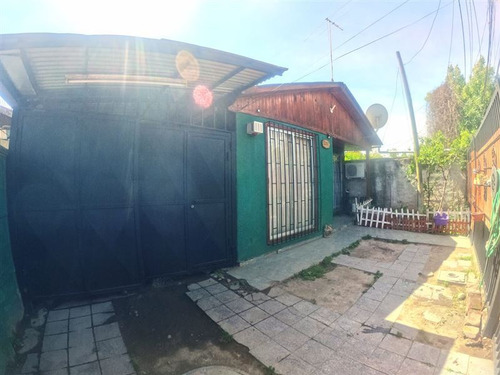 Casa En Venta De 3 Dorm. En Padre Hurtado