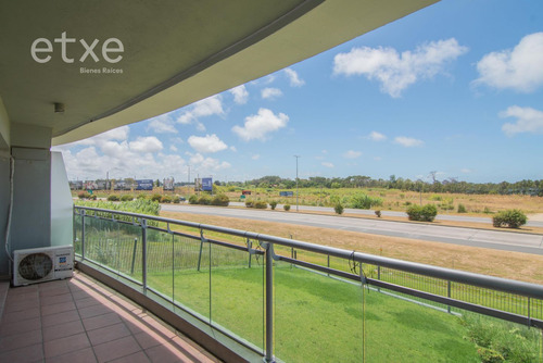 Apartamento Dúplex Venta 2 Dormitorios Av De Las Americas (ref: Jpd-1245)