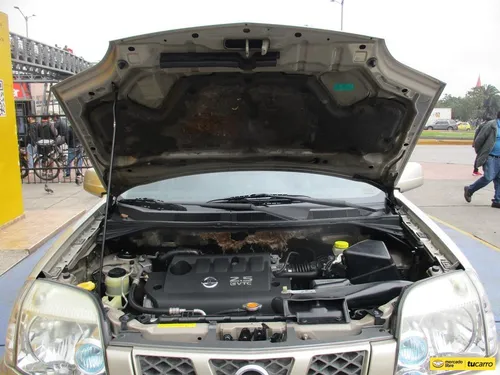 Nissan X-trail 4x4 2500cc At Aa