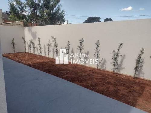 Imagem 29 de 30 de Excelente Residência Com 3 Dormitórios Sendo Um Suíte, Bairro Vista Bela! - 10661