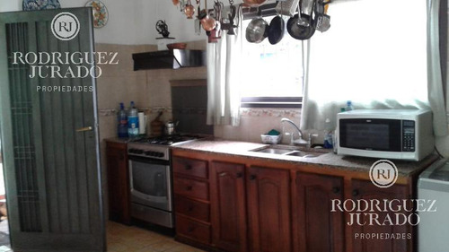Casa En Venta Lopez Camelo - Excelente Acceso Toma Permuta Olivos, Carapachay, Villa Adelina
