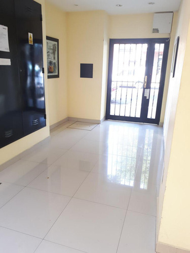 Monoambiente -patio - Flores - Oportunidad U$s 45.000