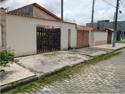 Imagem 2 de 11 de Casa Com Edícula Perto Da Praia Em Itanhaém!!!