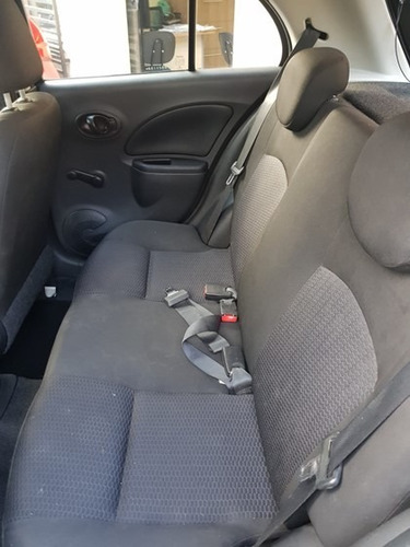 Imagem 4 de 5 de Ford Fiesta 1.6 Mpi Sedan 8v Flex 4p Manual