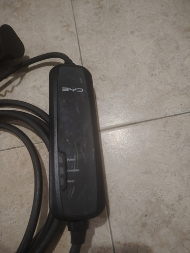 Cargador De Batería Híbrida Emergencia Byd 110v 220v (Usado)