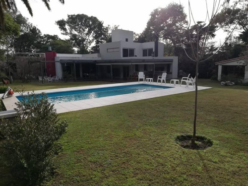 Villa Allende Golf - La Macarena - Excelente Propiedad