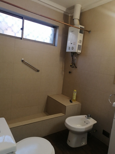 Avenida España, Casa Un Pisos, Aislada, Excelente Ubicación