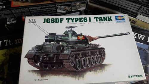 Trumpeter Jgsdf Type61 Tank 1 72