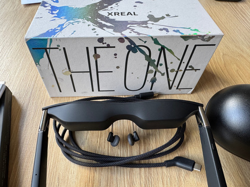 Xreal One - Chip X1 - Gafas Ar + Xreal Hub Negro (Usado)