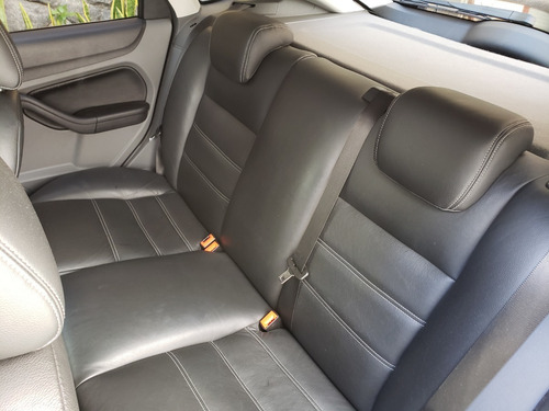 Ford Focus 2.0